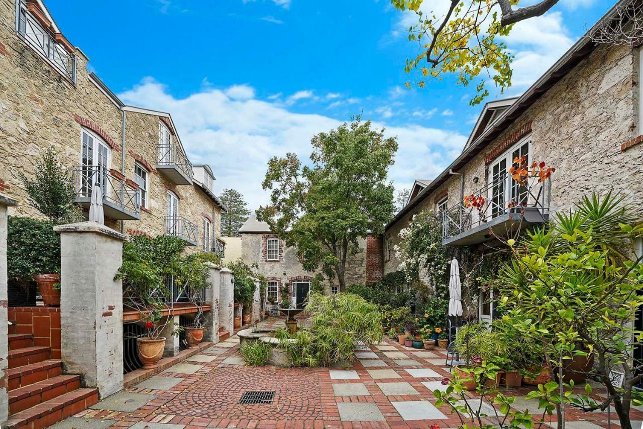 Fremantle Port Mill Bed & Breakfast - Unique Accommodation Exterior photo